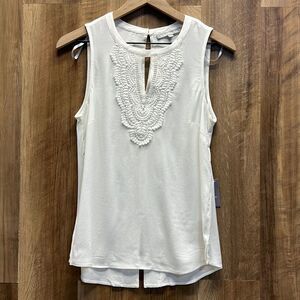 DANIEL RAINN - Keyhole Lace Blouse Tank
